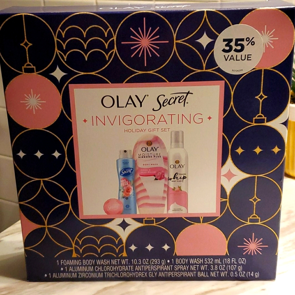 Olay gift kit. Never opened